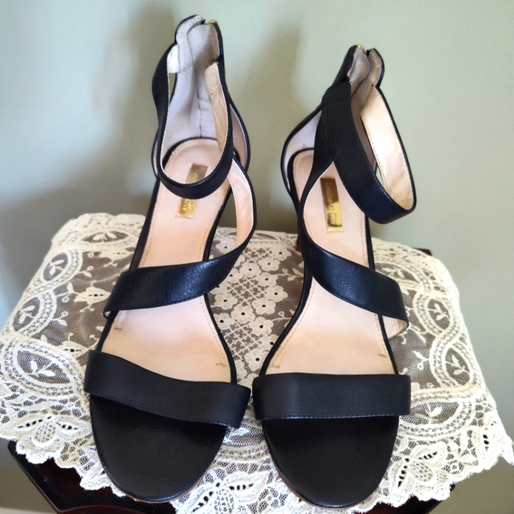 Louise et Cie Strappy Leather Black Heels with Gold Tone Zipper Size 8M